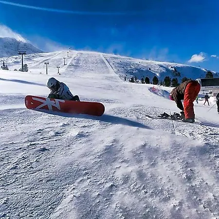 Hotel White F Near The Gondola 3*